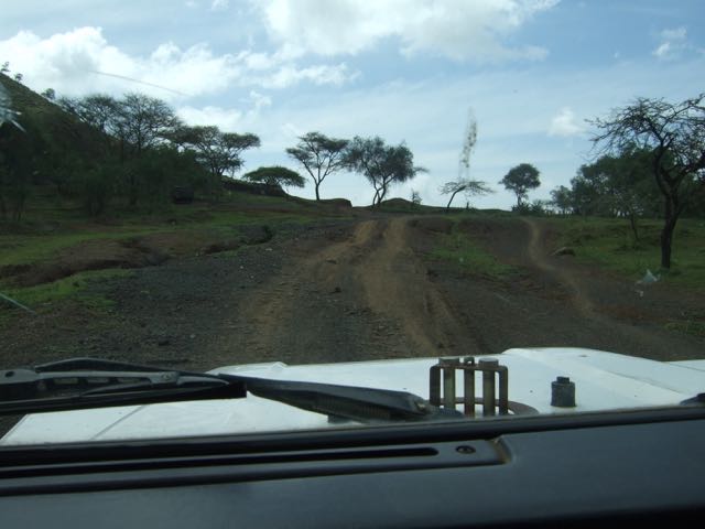 The road to Naalarami